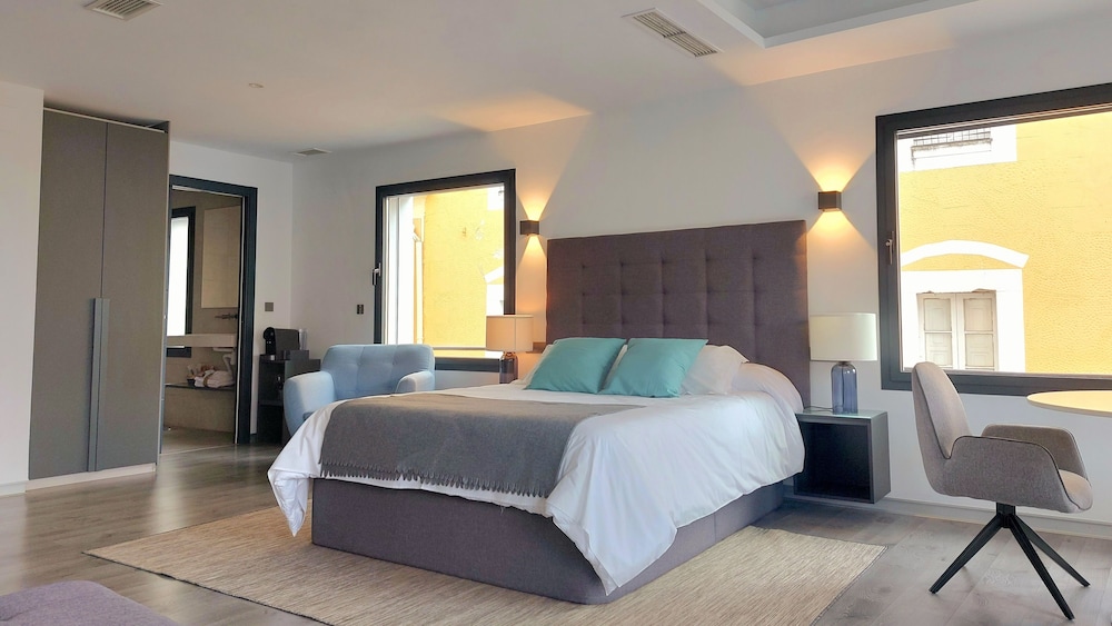 plasencia plaza mayor luxury