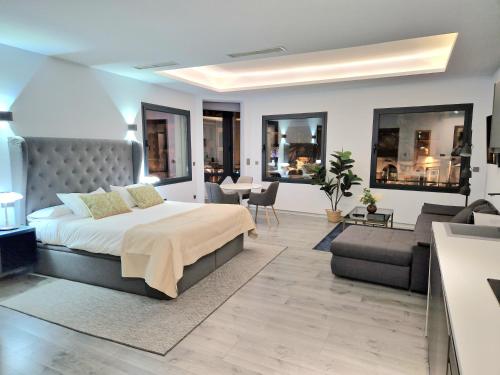 plasencia plaza mayor luxury
