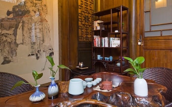 demen renli hotel