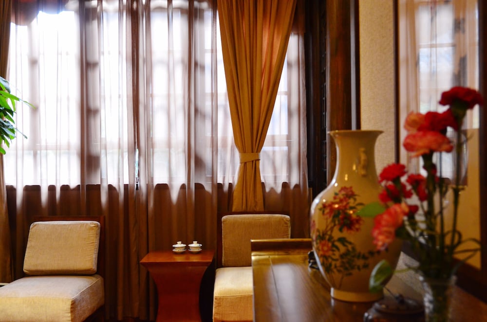 demen renli hotel