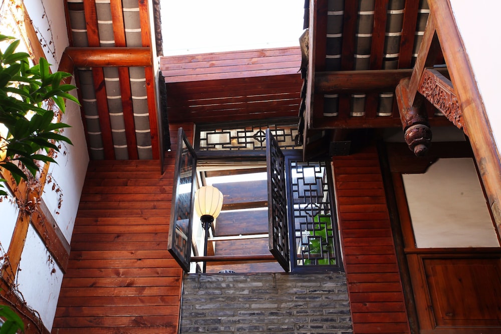 demen renli hotel
