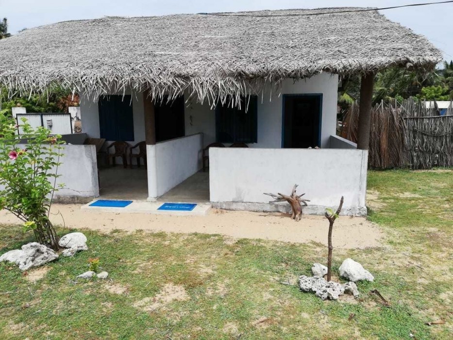 Dolphin Wadiya,Kandakuliya>>Kalpitiya,3 star