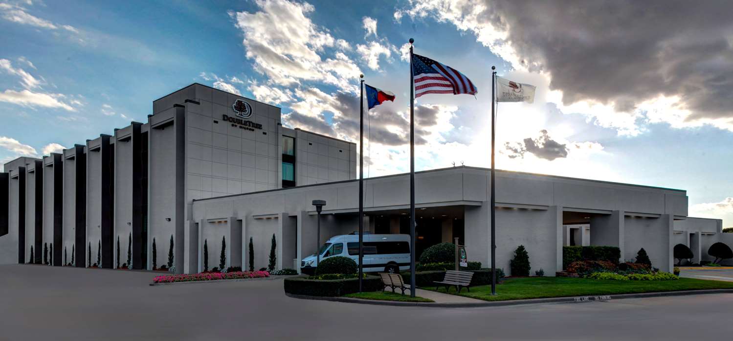 doubletree by hilton hotel arlington dfw south