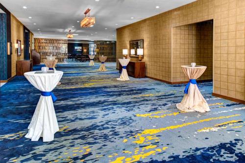 doubletree by hilton hotel arlington dfw south