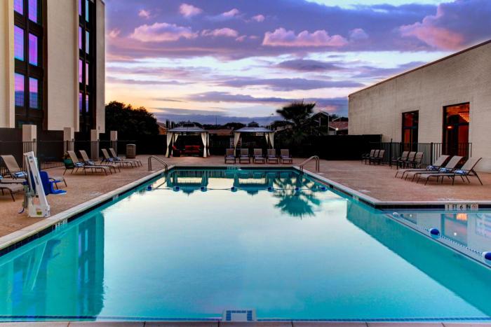 doubletree by hilton hotel arlington dfw south