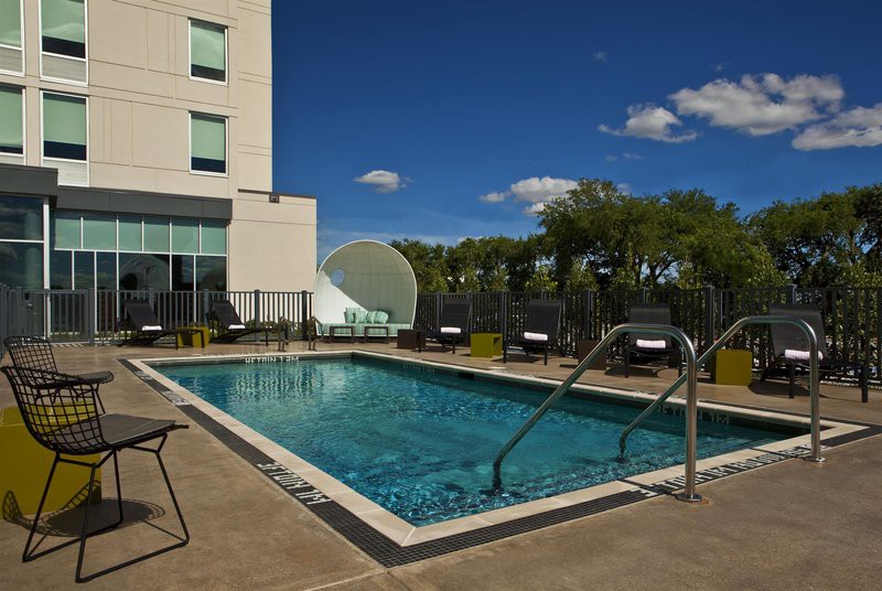 aloft plano