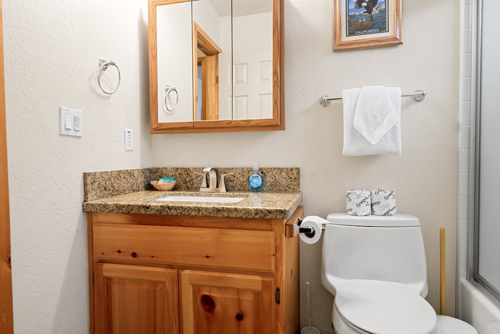 catalina creekside cabin 372