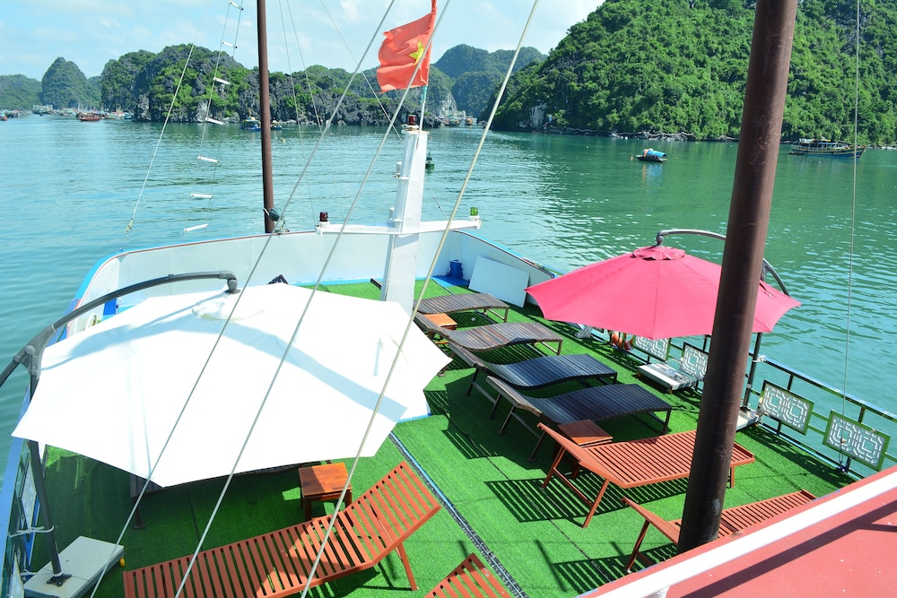 ocean cruise