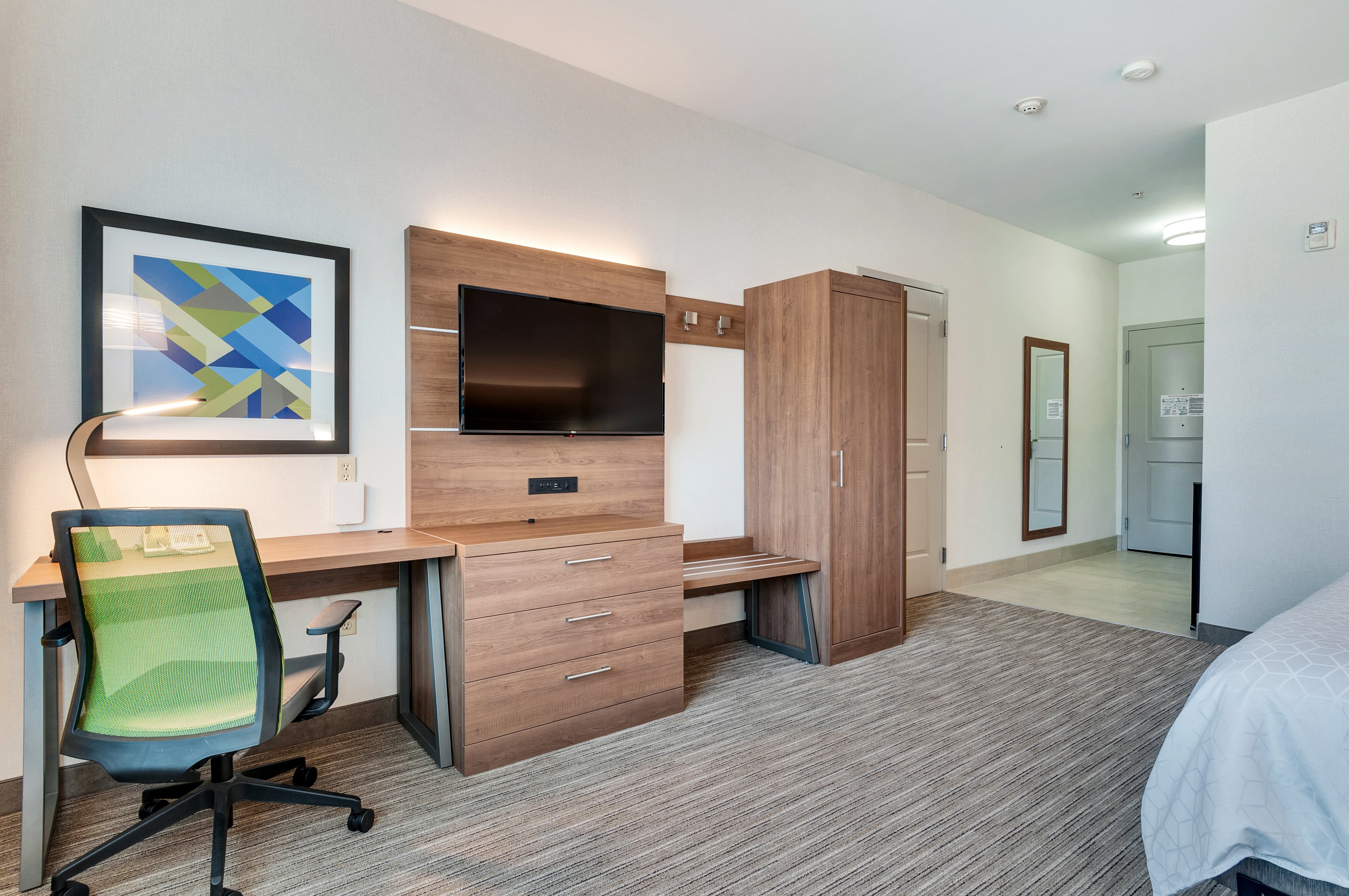 holiday inn express hotel and suites banning by ihg