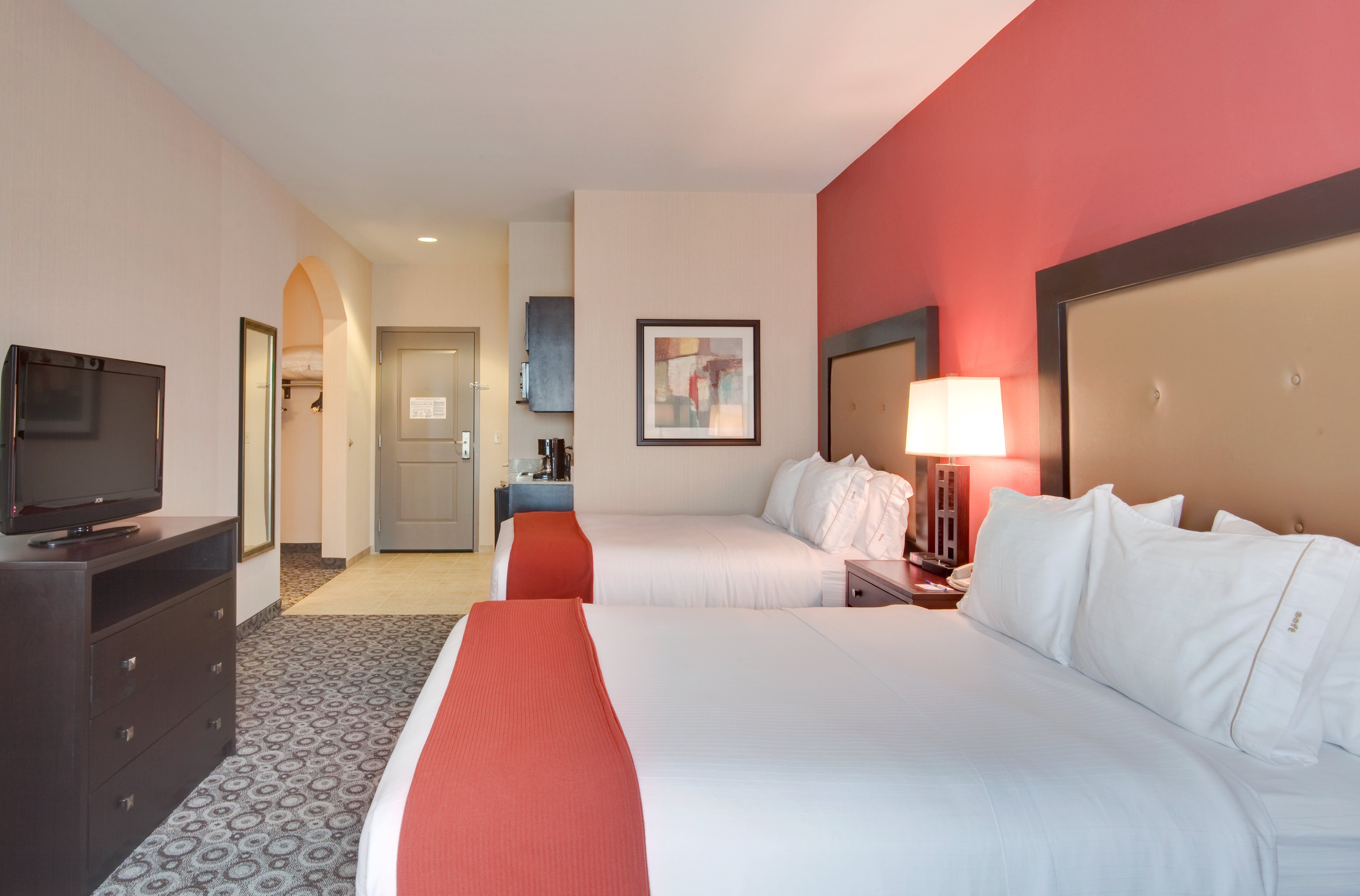 holiday inn express hotel and suites banning by ihg