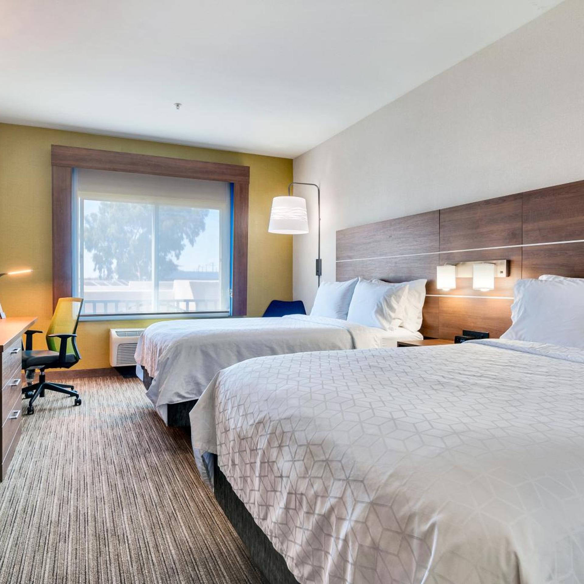 holiday inn express hotel and suites banning by ihg