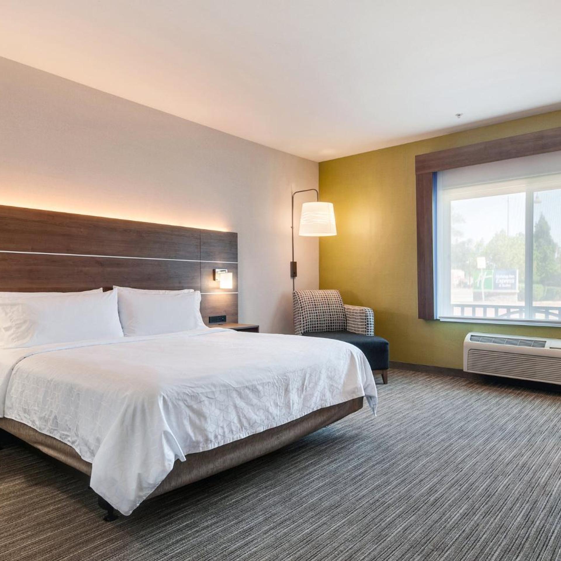 holiday inn express hotel and suites banning by ihg