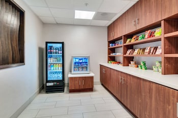 Holiday Inn Express Hotel & Suites Banning By Ihg,Cabazon>>Banning,3 star