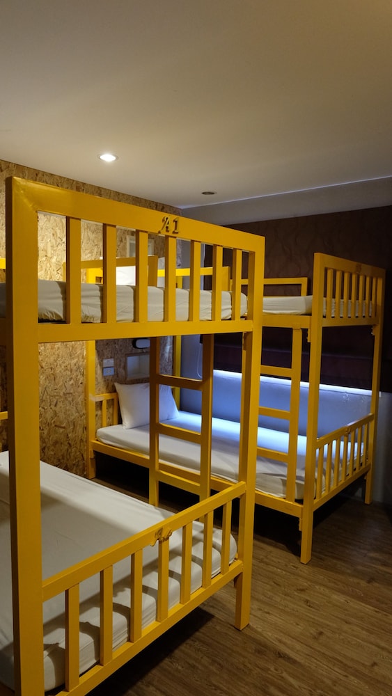 fruitopia hostel adults only