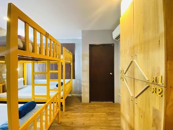 fruitopia hostel adults only