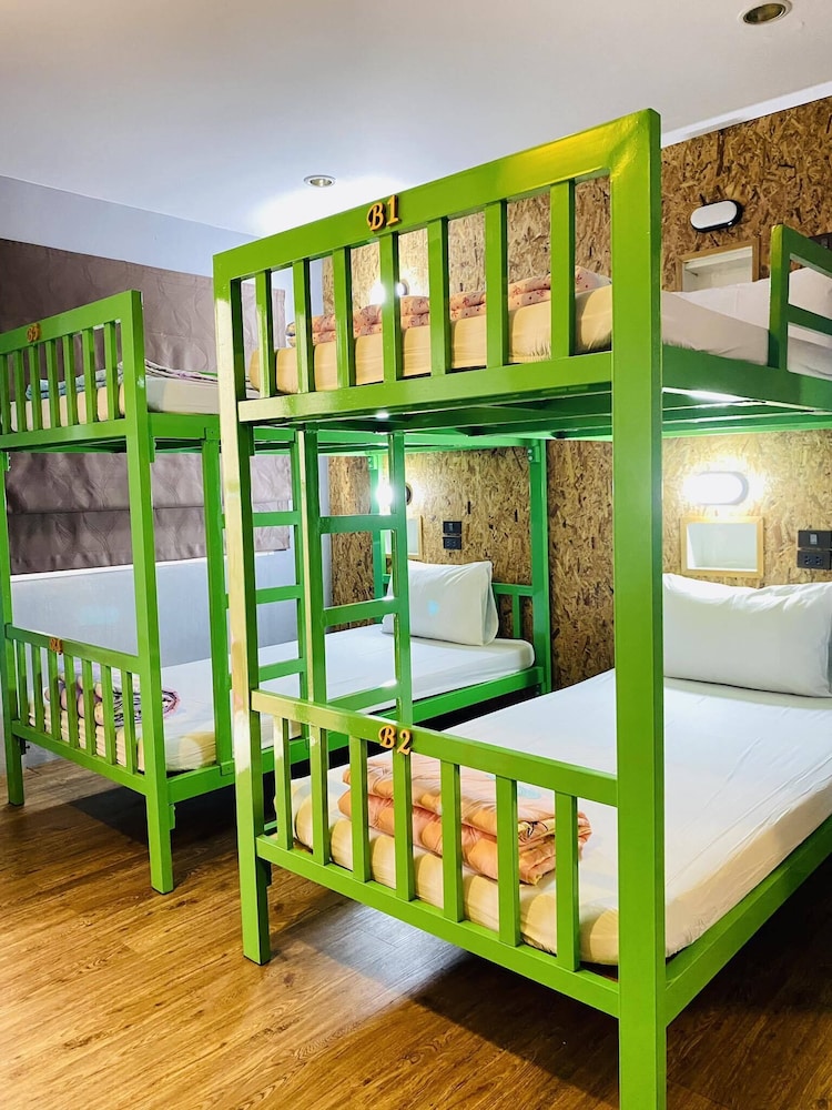 fruitopia hostel adults only