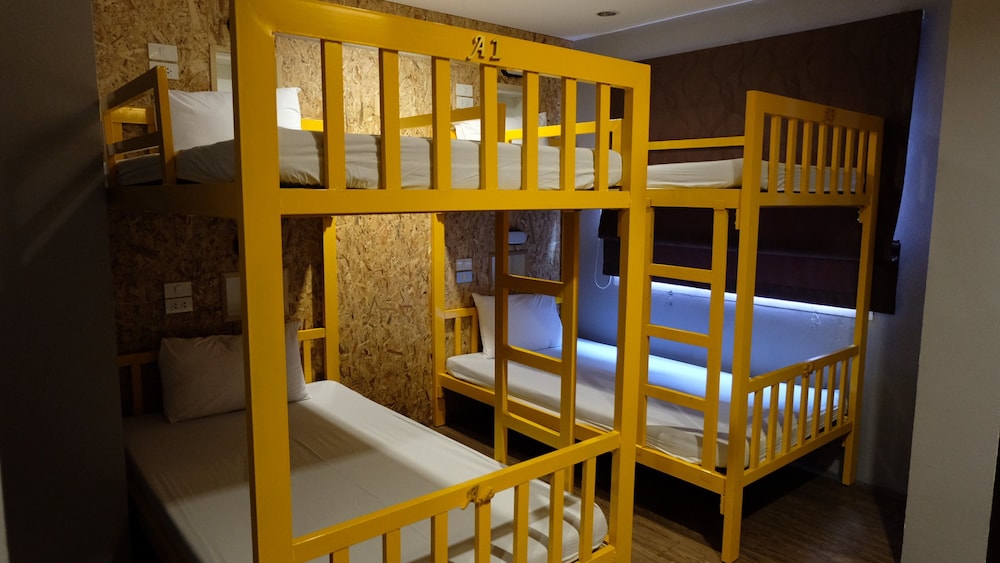 fruitopia hostel adults only