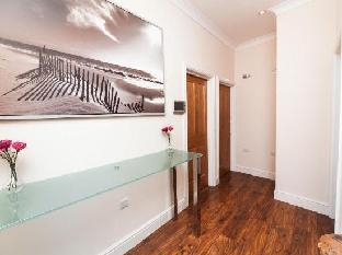 private ensuite room liverpool street