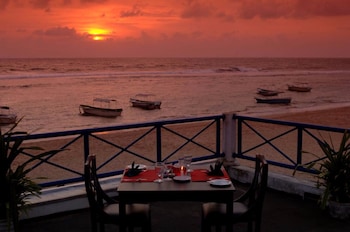 coral sands hotel