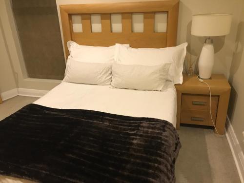 first divine suites hydro park