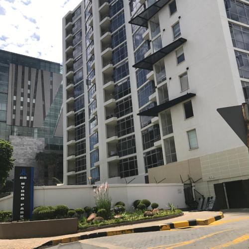 first divine suites hydro park