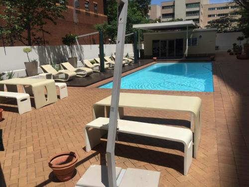 first divine suites hydro park