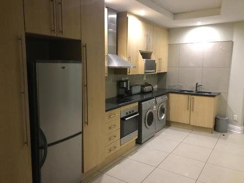 first divine suites hydro park