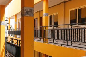 reddoorz plus near palembang square mall