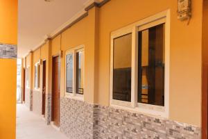 reddoorz plus near palembang square mall
