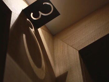 locanda black and white