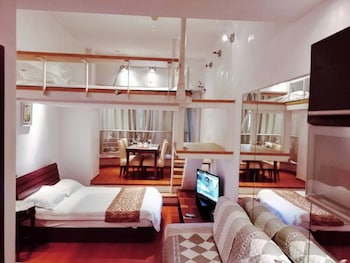 shanghai qidian apartment the bund