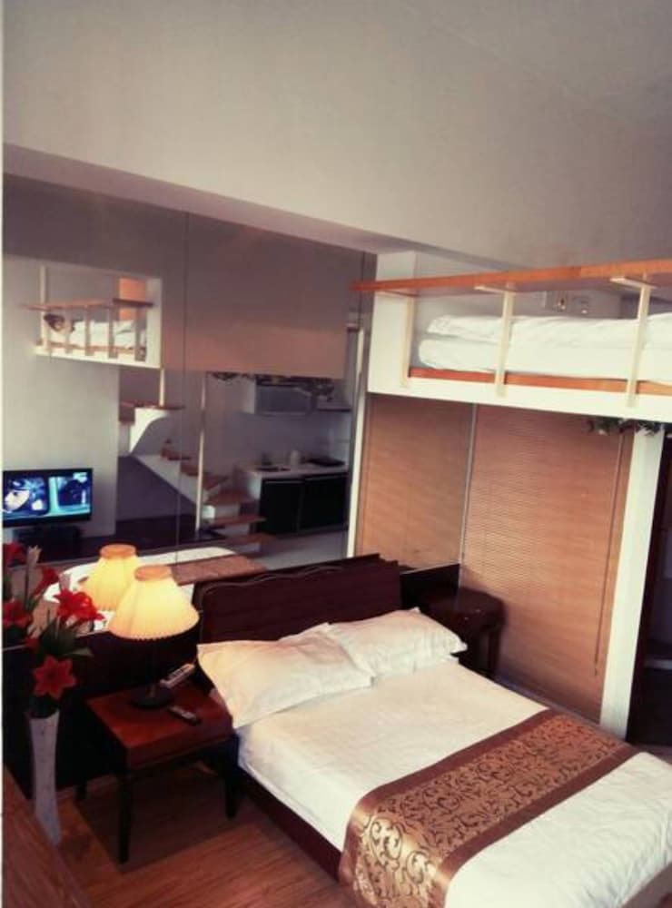 shanghai qidian apartment the bund