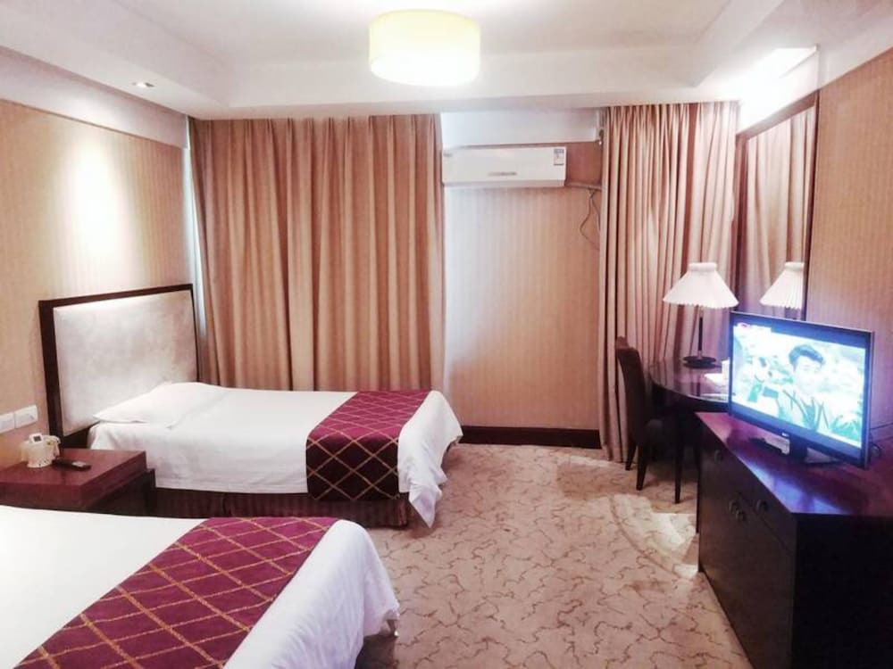 shanghai qidian apartment the bund