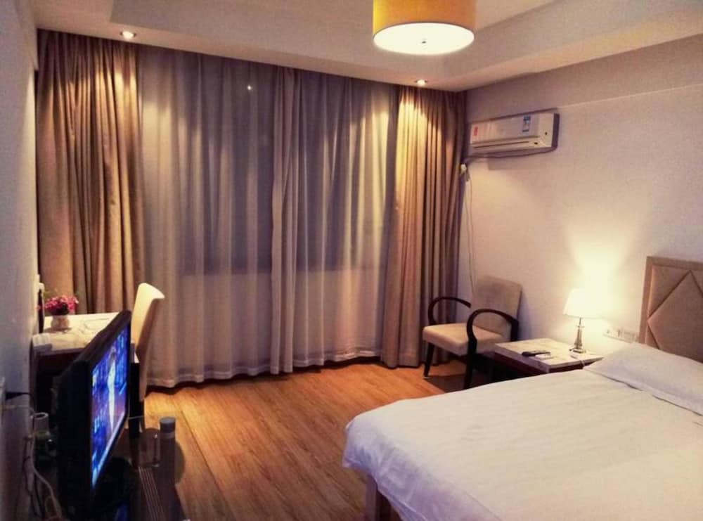 shanghai qidian apartment the bund