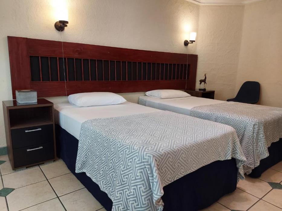 Aurora Express,Guatemala Department>>Guatemala City,3.5 star