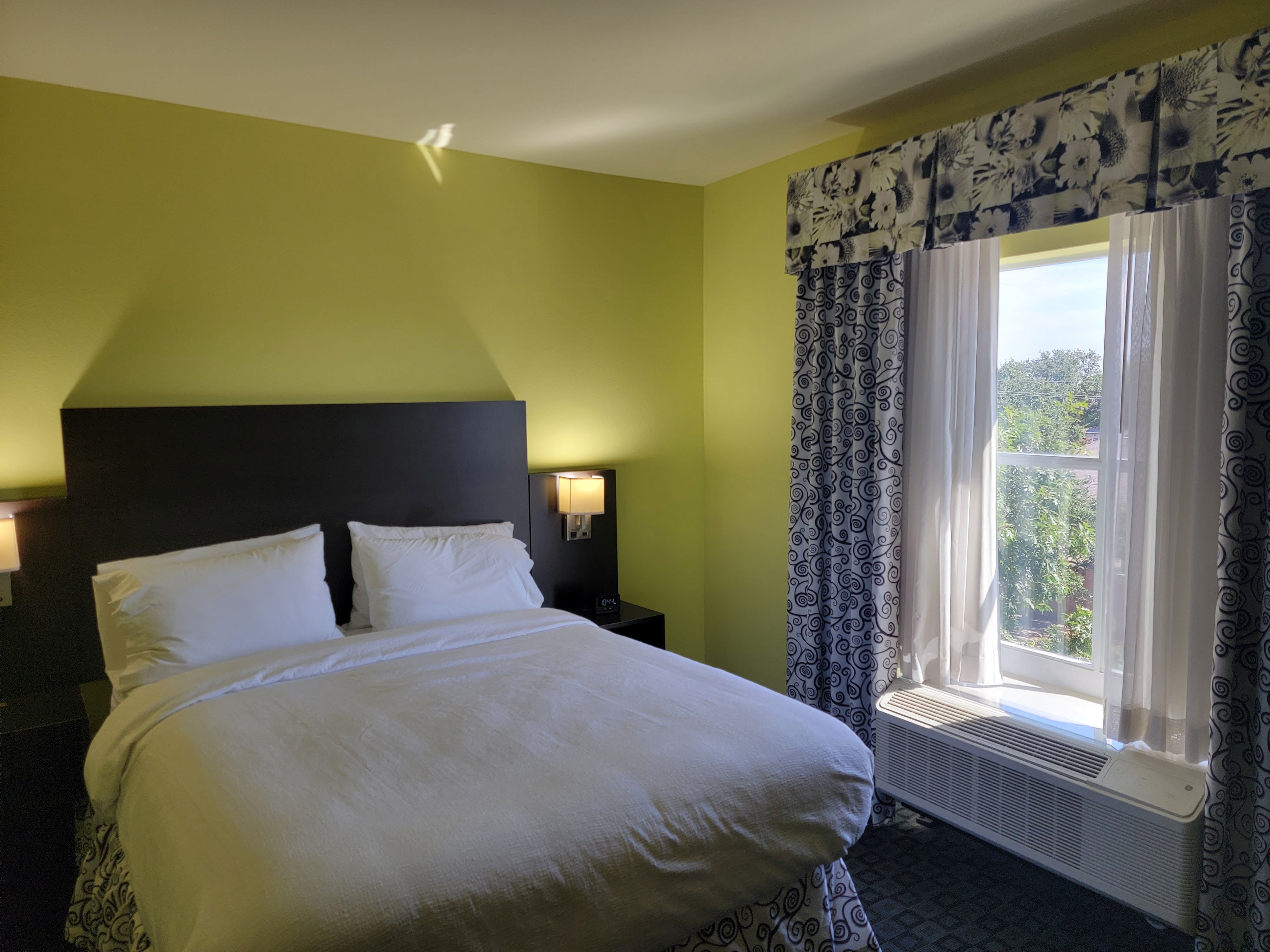 holiday inn garland by ihg