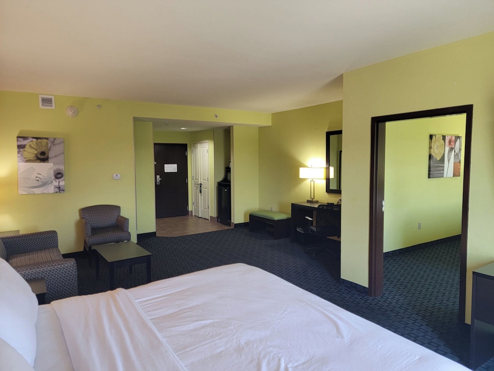 holiday inn garland by ihg