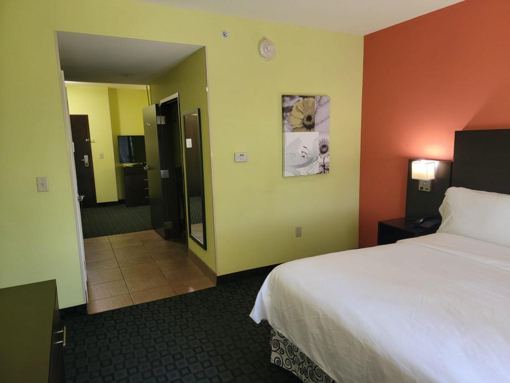 holiday inn garland by ihg