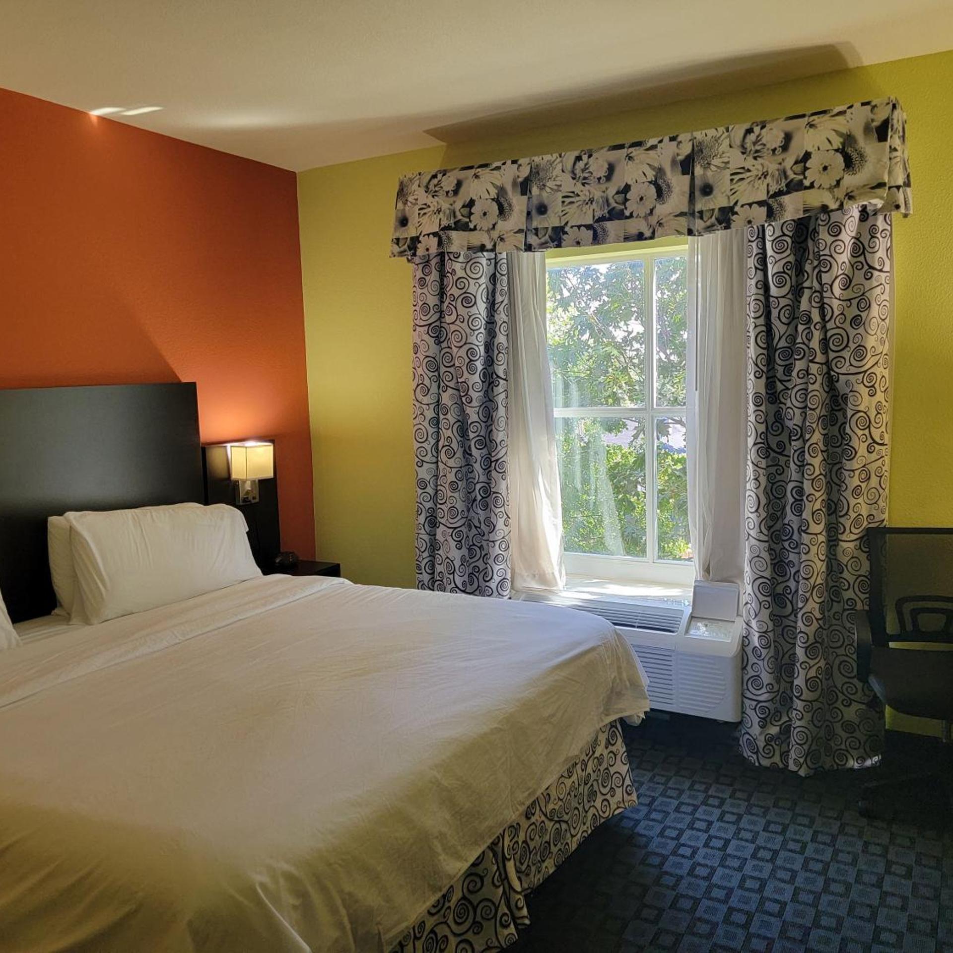 holiday inn garland by ihg