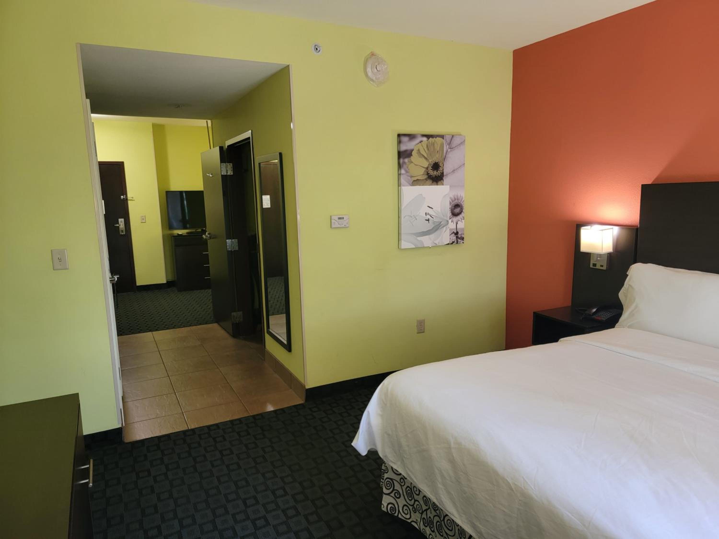 holiday inn garland by ihg