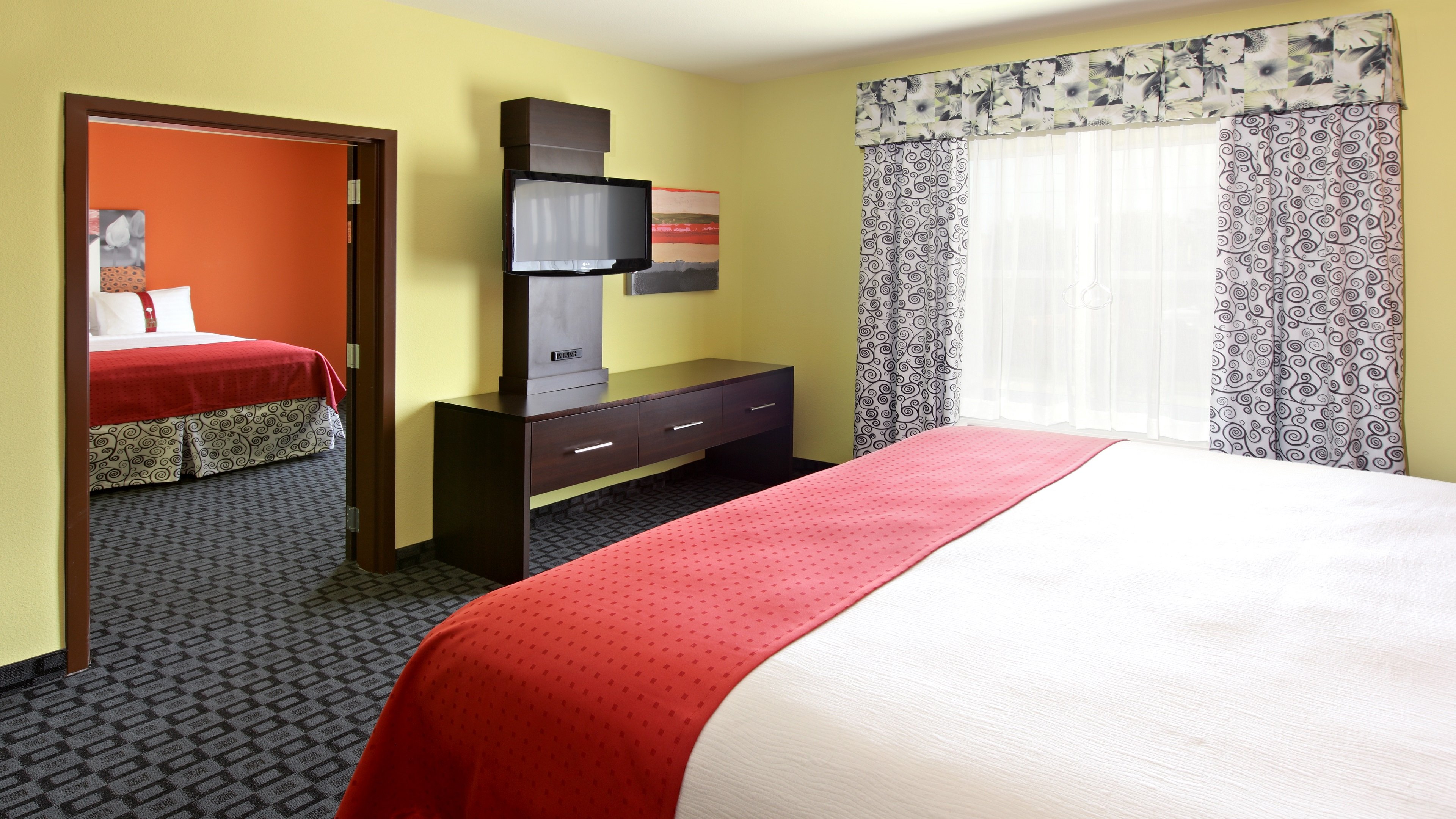 holiday inn garland by ihg