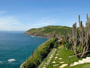 cliffside luxury inn