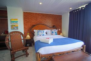 cliffside luxury inn