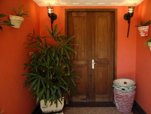 cliffside luxury inn