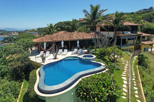 cliffside luxury inn