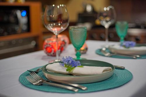 cliffside luxury inn