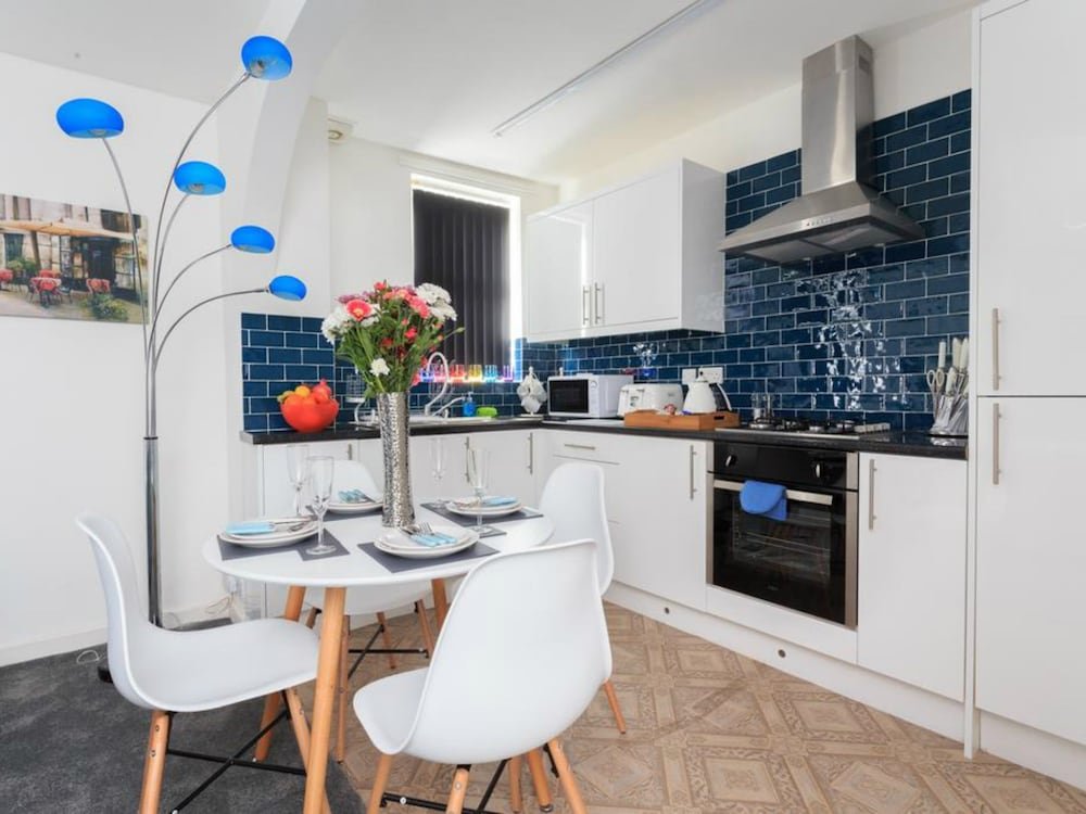 live in leeds grange apartments