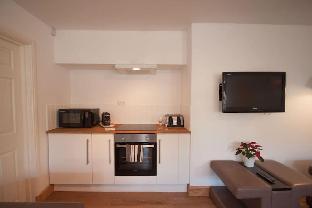 Just B - Apartment 4,Devon>>Dartmouth,0 star