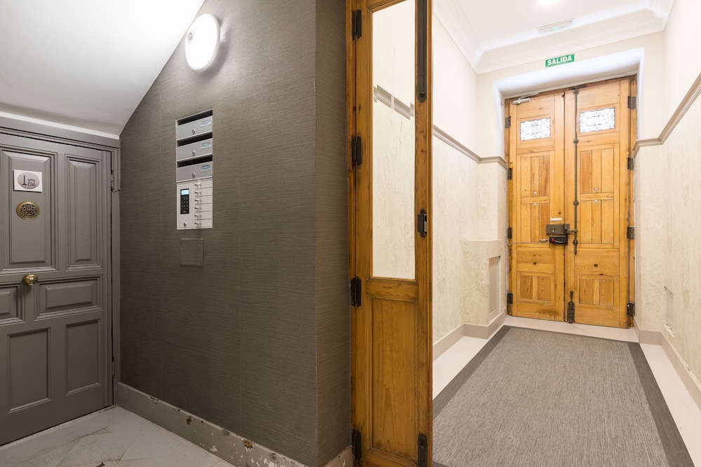 feelathome madrid suites apartments