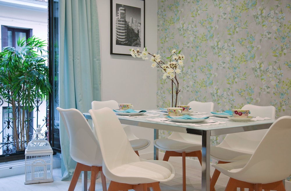 feelathome madrid suites apartments